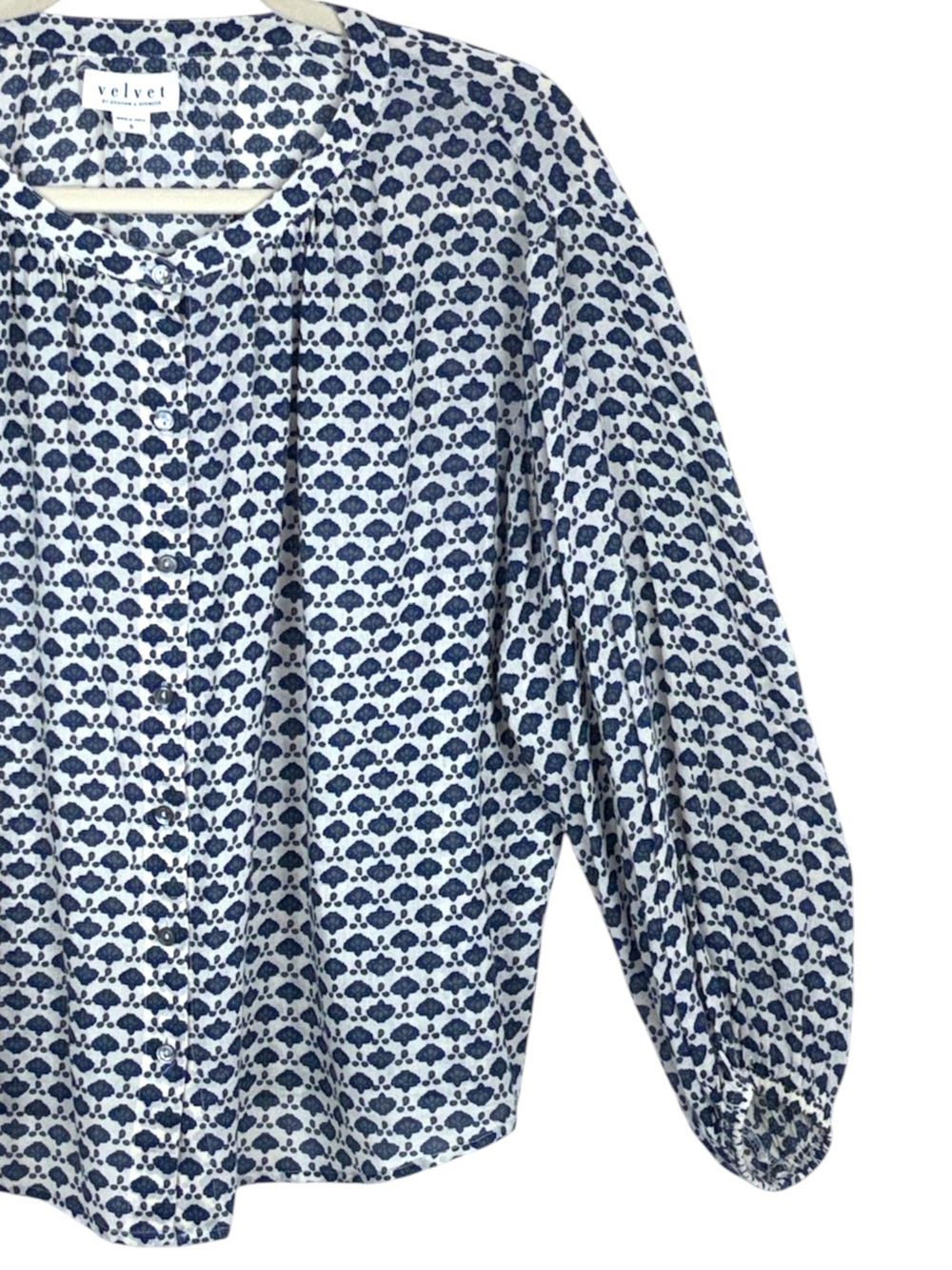 Velvet By Graham & Spencer Blue White Abstract Print Button Front 3/4 Sleeve Top - Picture 7 of 14